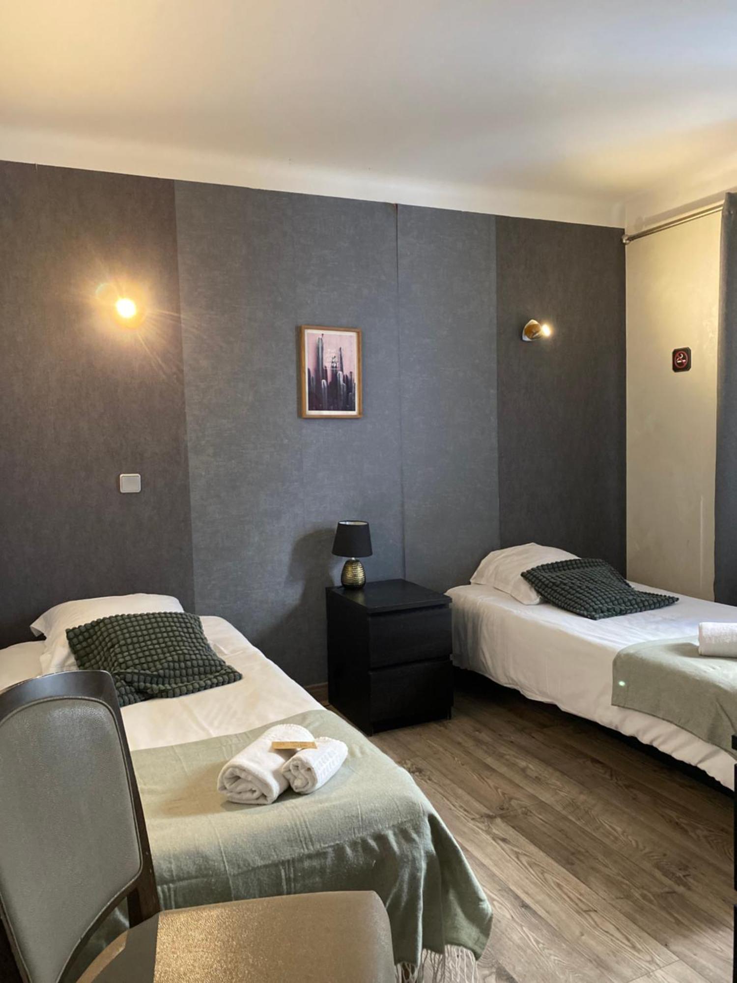Hotel Des Beaux Arts Chambéry Buitenkant foto